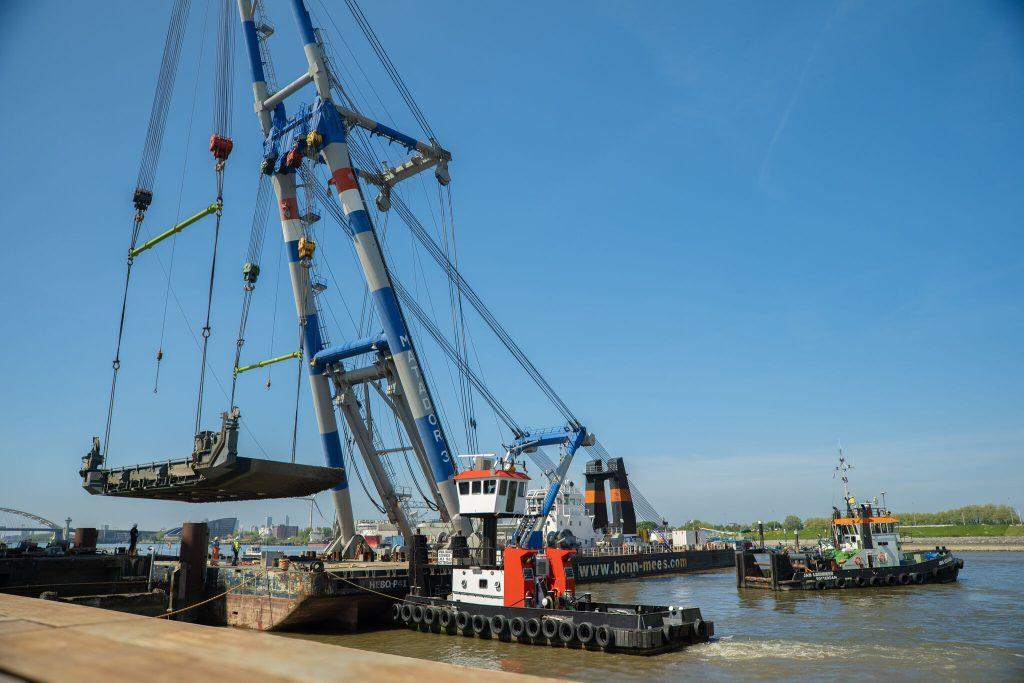 Maeslantkering Hollandia Services