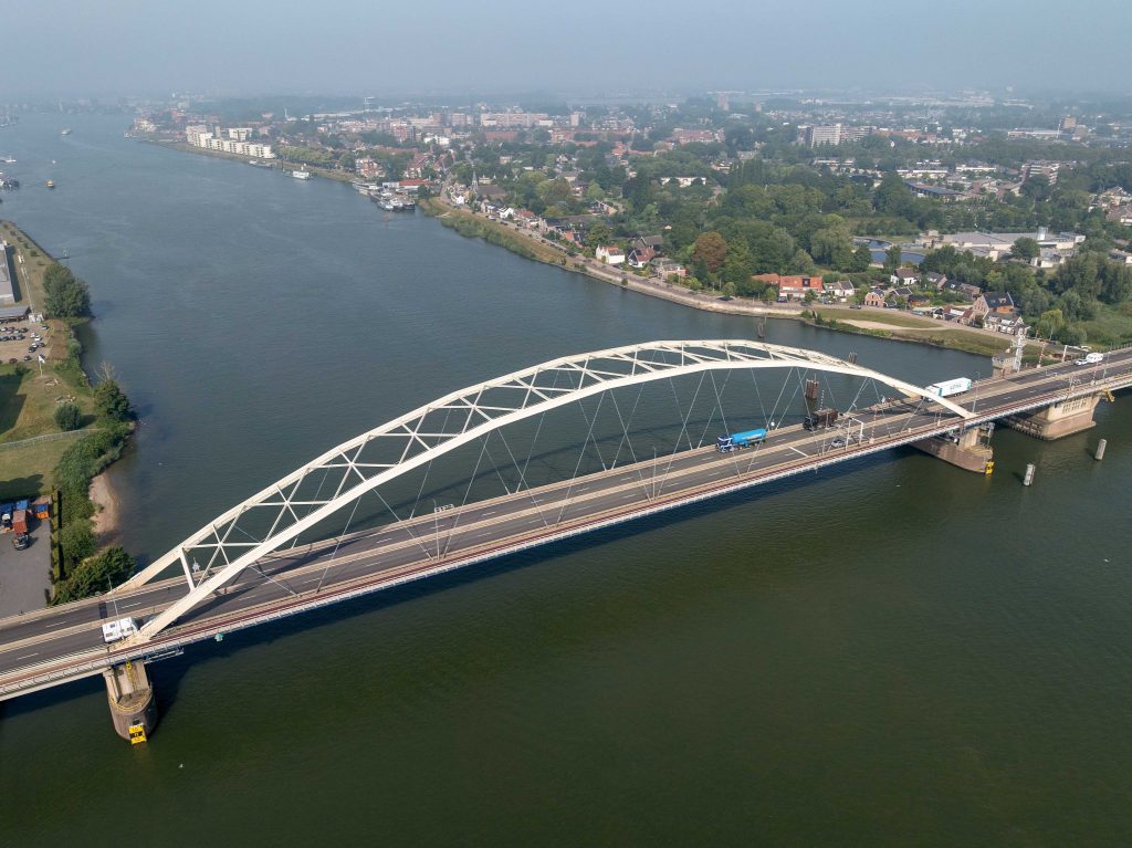 Papendrechtsebrug | Fotografie: Rijkswaterstaat | Studio Retouched